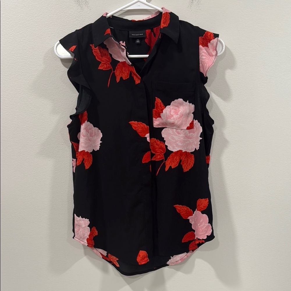 Who What Wear Black Pink and Red Sleeveless Button Down Shirt Size XS EUC